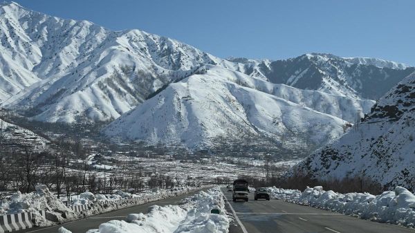 Sub-Zero Kashmir Nights