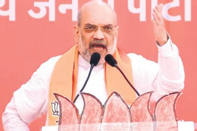 Amit-Shah-addressing-Bastar-transformation-key-announcement-during-public-event-in-Chhattisgarh.jpg