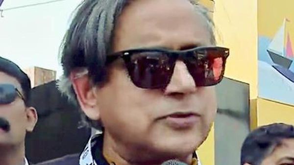 Shashi Tharoor Says Party United