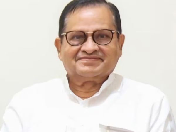 Awadesh Narayan Singh giving Peene Ka Mann Hai Kya remark during Bihar liquor ban discussion