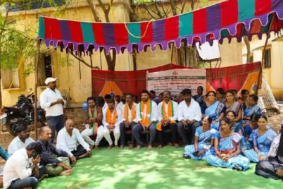 BJP-supports-VOA-strike-in-Marpalli-as-VOAs-protest-for-pending-demands.png