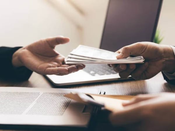 Bihar Police Sub‑Inspector dismissed for bribe taking after vigilance trap