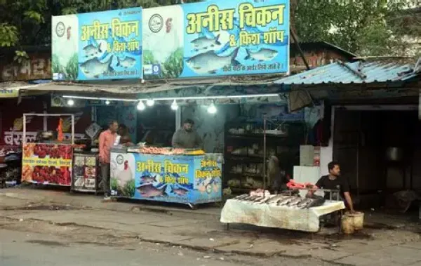 Bihar meat shops crack down on sale of meat fish without licenses in urban markets