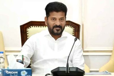 CM-Revanth-Reddy-Delhi-visit-for-Hyderabad-Metro-Phase-2-talks.jpg