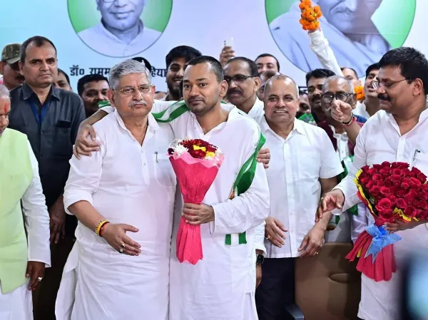 Chief Minister Nishant Kumar slogans raised by JD(U) workers in Patna