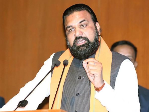 Congress protest over NEET student dead in Patna as Samrat Choudhary responds