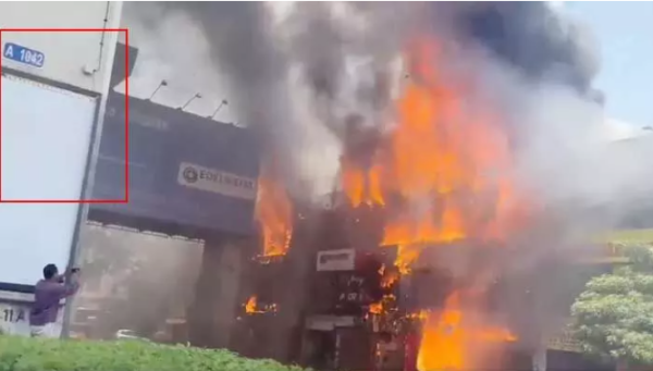Crack in metro pillar after Ameerpet fire as JNTU experts inspect the damaged structure