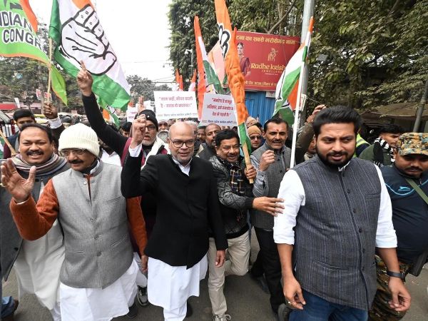 Dahi Chura Feast Absence sparks political debate as Congress MLAs skip Patna event