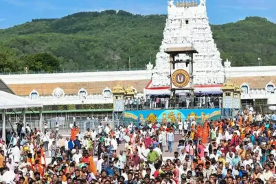 Devotees-Rush-High-in-Tirumala-during-darshan-at-Tirumala.webp