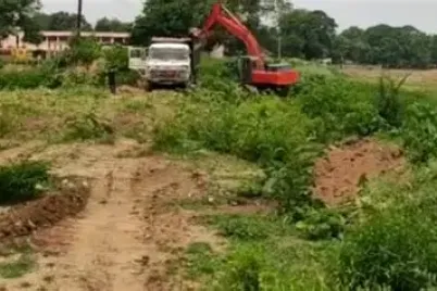 Ek-Saal-Patta-Mystery-involving-Telangana-lake-lands-and-private-property-records.webp