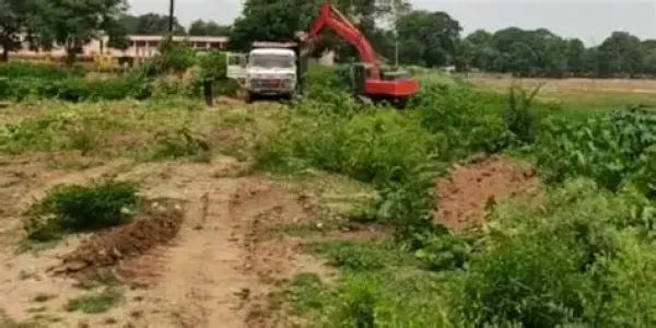 Ek Saal Patta Mystery involving Telangana lake lands and private property records