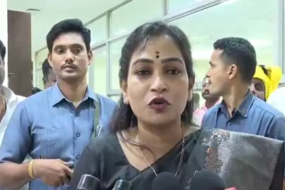 Home-Minister-Anitha-slams-YSRCP-over-Amaravati-tension-during-Undavalli-clash.png