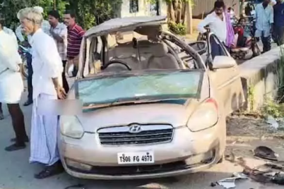 Horrific-road-accident-in-Mahabubnagar-district-after-car-and-sports-bike-collision.png