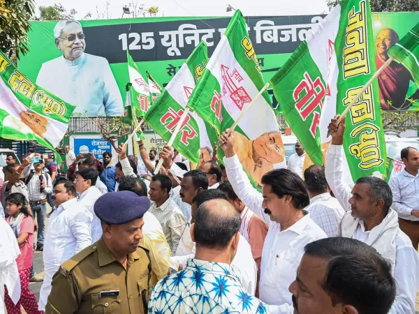 JD(U) Legislature Party Meeting led by Nitish Kumar at 1 Aney Marg in Patna