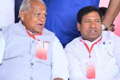 Jitan-Ram-Manjhi-says-Santosh-Suman-is-his-stepson-during-speech-in-Patna.webp