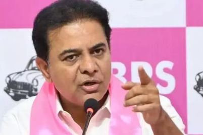 KTR-speaking-about-Indiramma-houses-challenge-at-Kukatpally-BRS-meeting.png