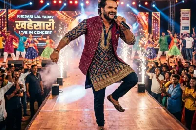 Khesari-Lal-program-in-Muzaffarpur-crowd-chaos-during-Bhojpuri-singer-stage-show.webp