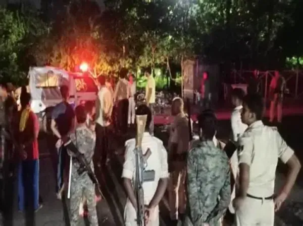 Muzaffarpur police–public clash in Choraniya village after raid, SHO Raja Singh suspended