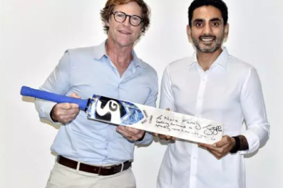 Nara-Lokesh-Meets-Jonty-Rhodes-during-discussions-on-sports-development-and-youth-empowerment-in-Andhra-Pradesh.png