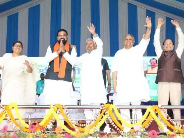 Nitish Kumar Samrat Choudhary photo during Madhepura public event