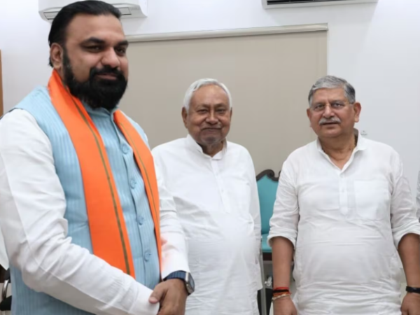 Nitish Kumar meets CM Samrat Choudhary at the Chief Minister’s residence in Patna