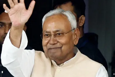 Nitish-Kumar-resignation-letter-signature-controversy-raised-by-RJD-MLC-Sunil-Singh.webp