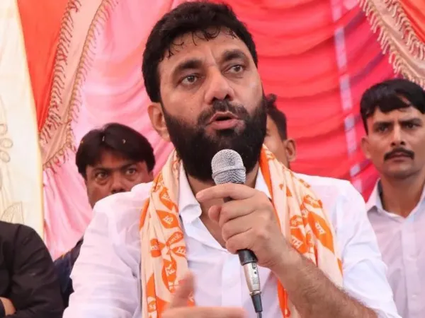 Non-bailable warrant against JDU MLA Amarendra Kumar Pandey in land grab case