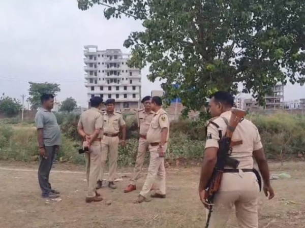 Patna land dispute shooting scene after gunfire during clash