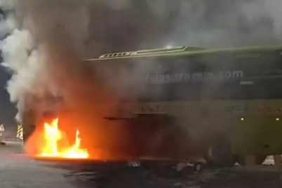 Private-travel-bus-catches-fire-at-Anakapalli-on-national-highway-near-Regupalem.png