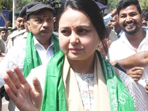 Rohini Acharya slams Samrat Chaudhary over LPG crisis in Bihar