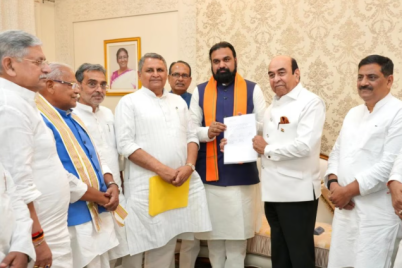 Samrat-Choudhary-NDA-government-swearing-in-ceremony-in-Patna-with-two-deputy-CMs.png