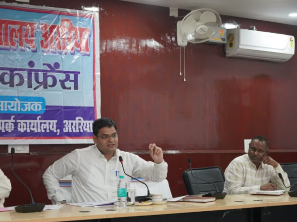 Schools cannot force parents to buy uniforms or books from specific shops in Bihar