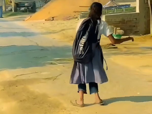 Soni Kumar Tricycle – disabled Bihar girl who dragged her feet to school to continue her studies