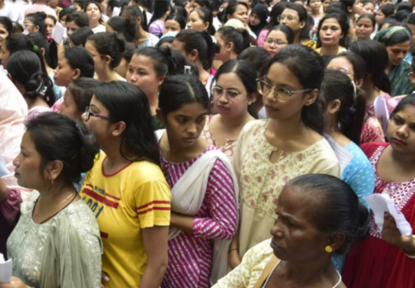 Students protest against BNMU BEd fee hike at Bhupendra Narayan Mandal University campus