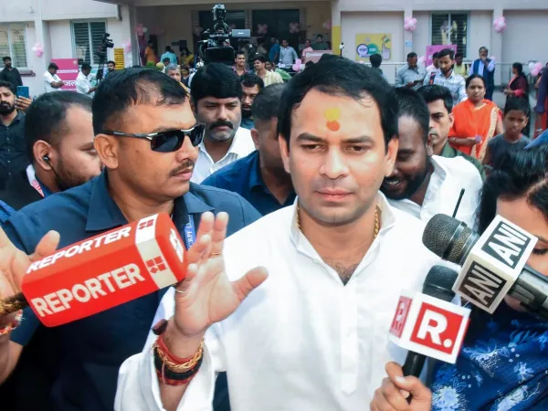 Tej Pratap Yadav on Nitish Kumar statement about fleeing power seat