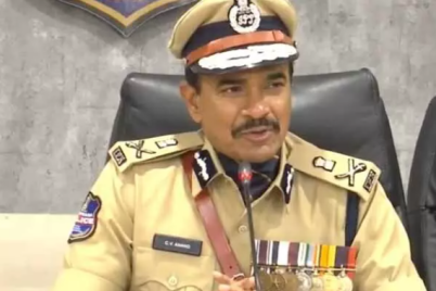 Telangana-DGP-CV-Anand-announcing-tough-measures-on-drugs-and-road-safety.png