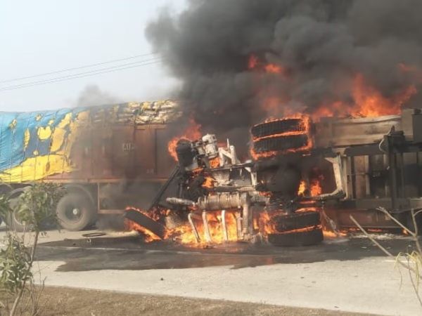 Three including two truck drivers burned alive after horrific collision in Bihar Kishanganj accident site