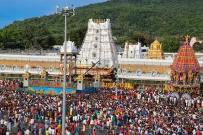Tirumala-darshan-waiting-time-increases-as-devotees-crowd-Srivari-temple-compartments.png