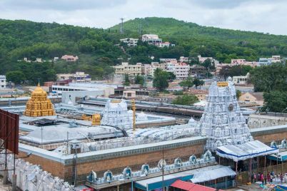 Tirumala-rush-at-Tirupati-temple-as-TTD-takes-key-decision-for-devotees.jpg
