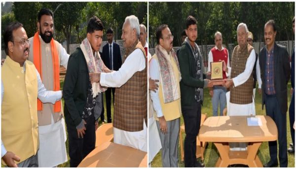 Vaibhav Suryavanshi ₹50 Lakh Reward cheque presented by CM Nitish Kumar